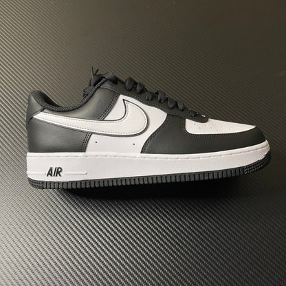 Nike Air Force 1  Panda