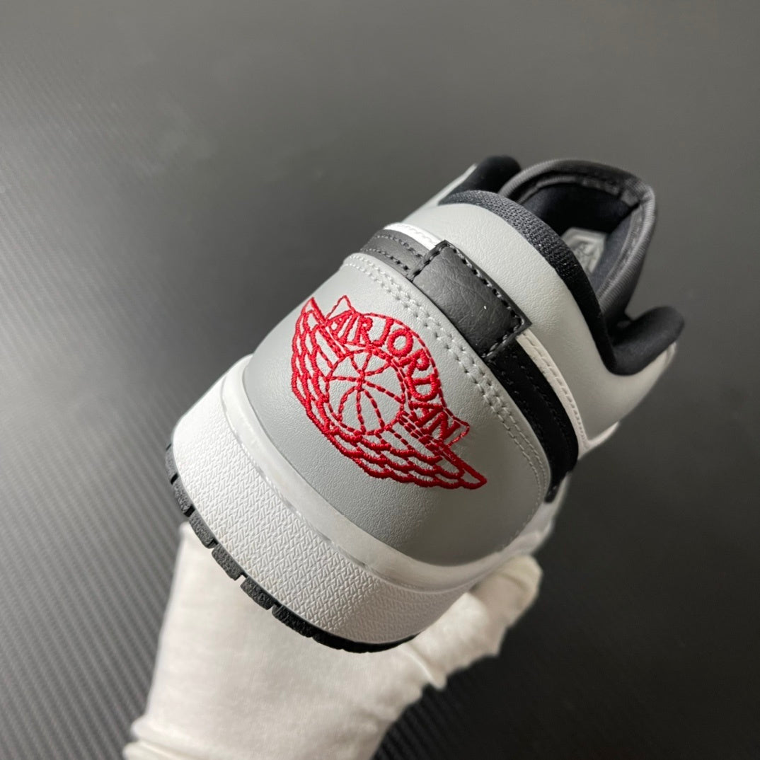 Jordan 1  low Cinza e Preto