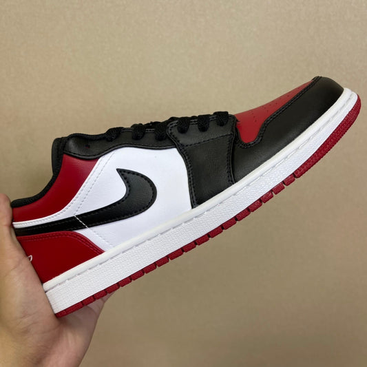 Jordan 1  low Vermelho