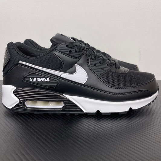 Air Max 90 Preto e Branco