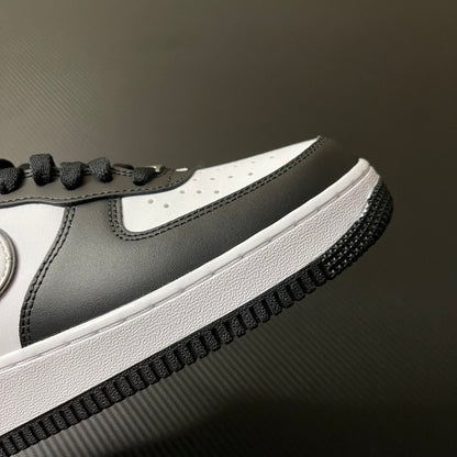 Nike Air Force 1  Panda